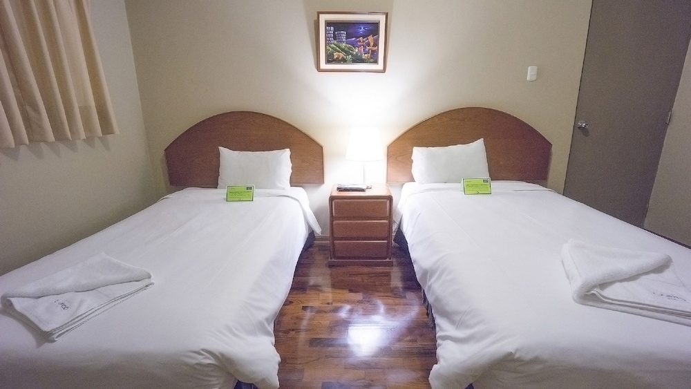 Suites Larco 656 15/50