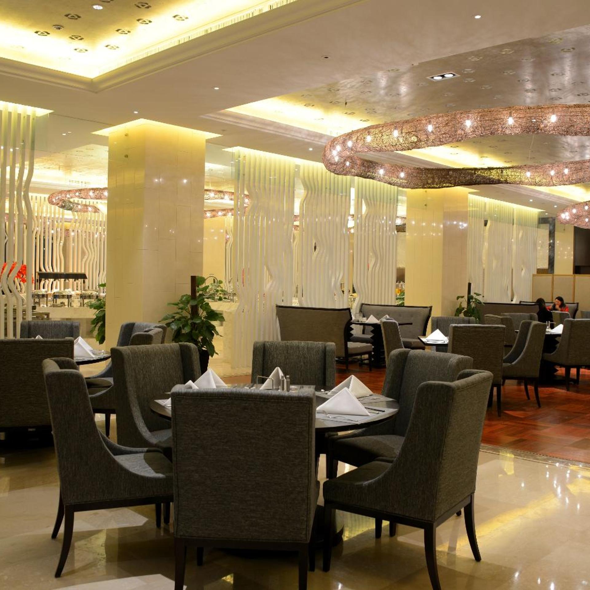 Firth Jinling Grand Hotel 56/75