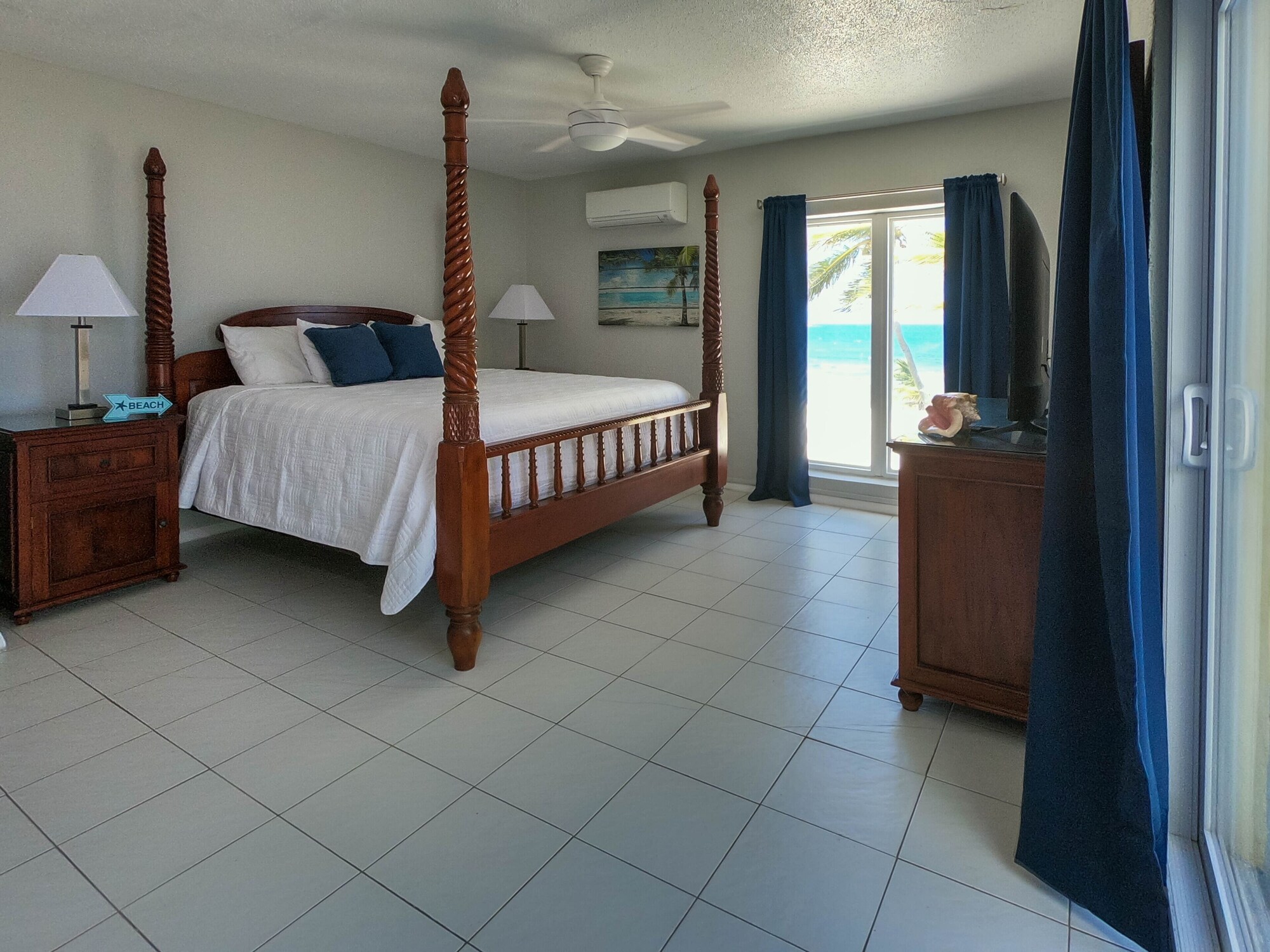 Room, King Bed, Beach Front، THE PALMS AT PELICAN COVE 6/10