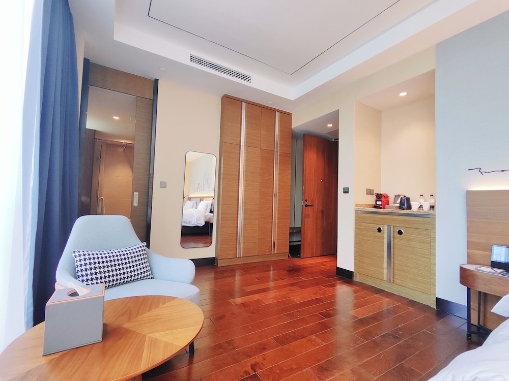 Shanghai International Tourist Resort Fuyi Hotel 46/55
