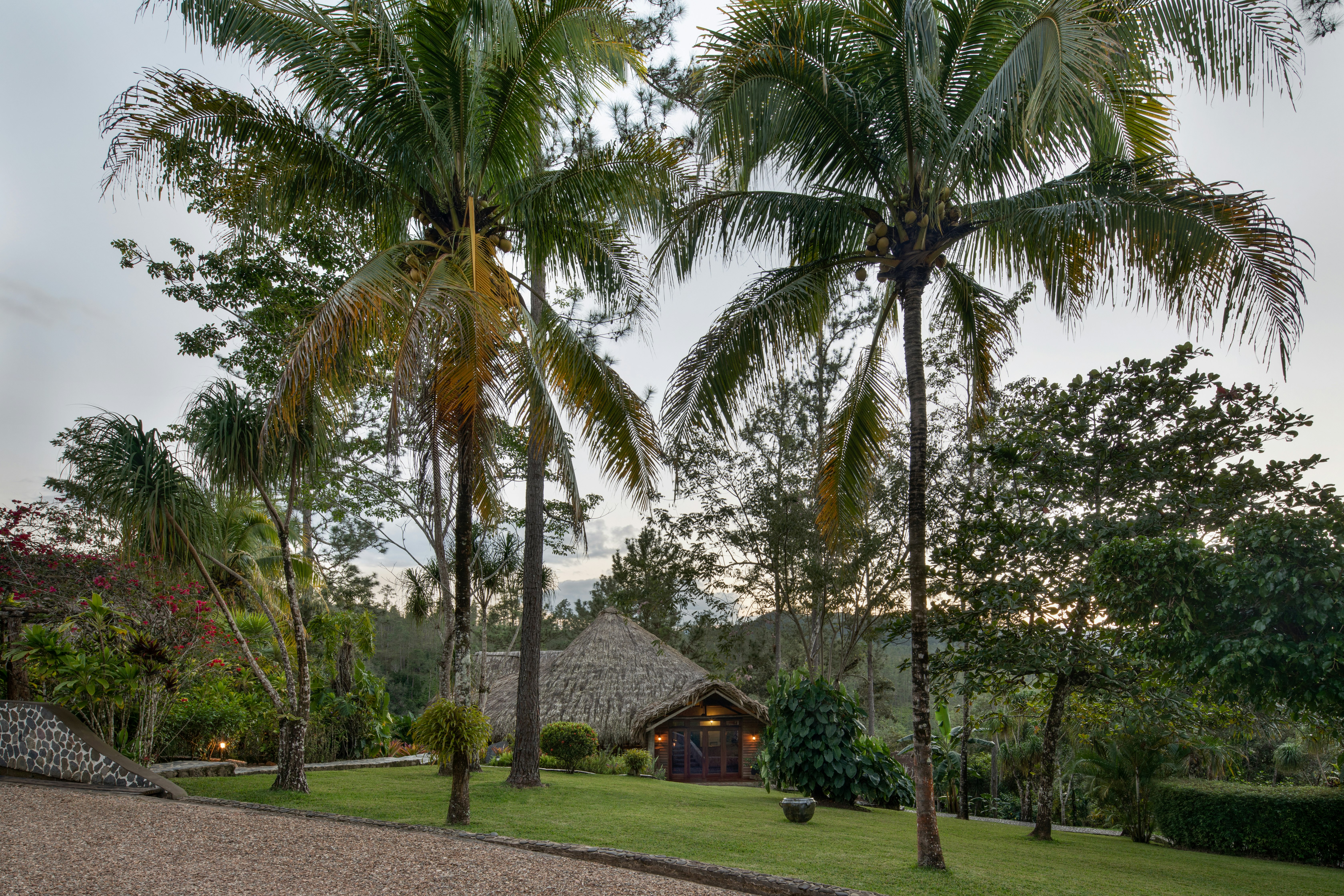 Gaia Riverlodge 73/81