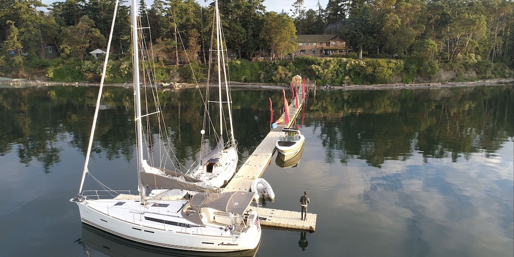 Captain Whidbey 29/58
