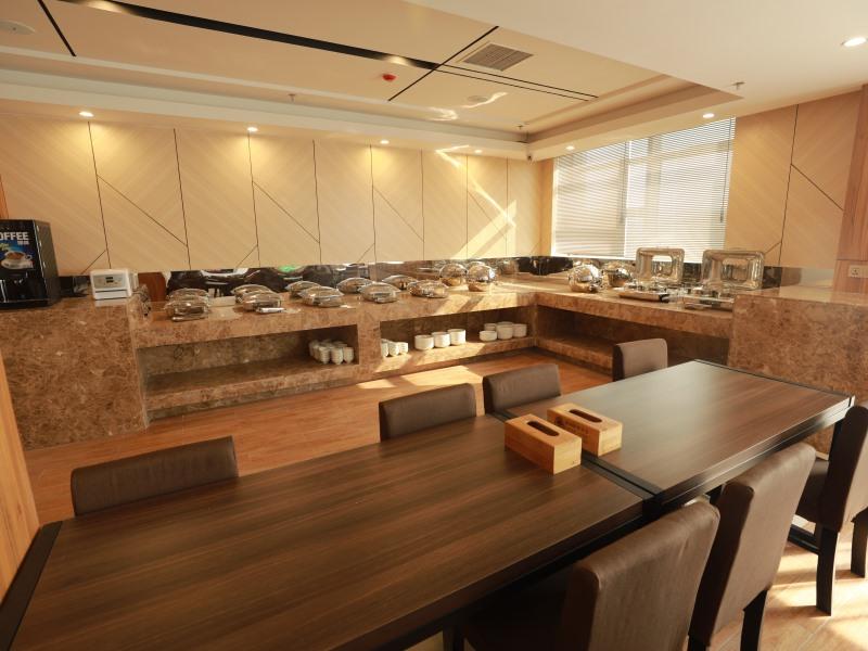 GreenTree Inn Anyang Neihuang County Zaoxiang Avenue 21/23