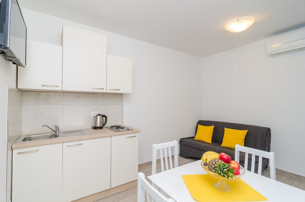 Apartments Villa Dadic 23/70