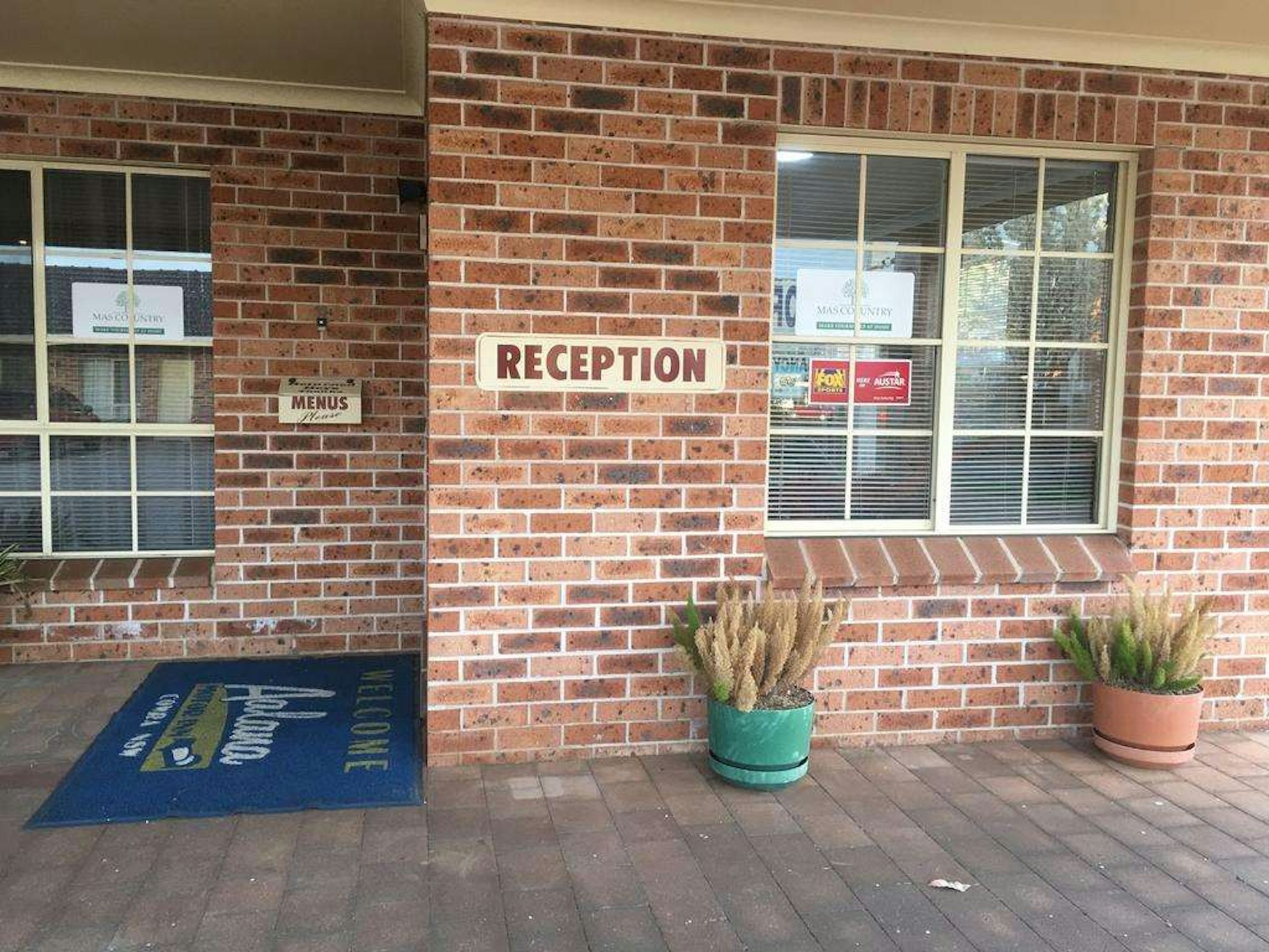 AALANA MOTOR INN 1/15
