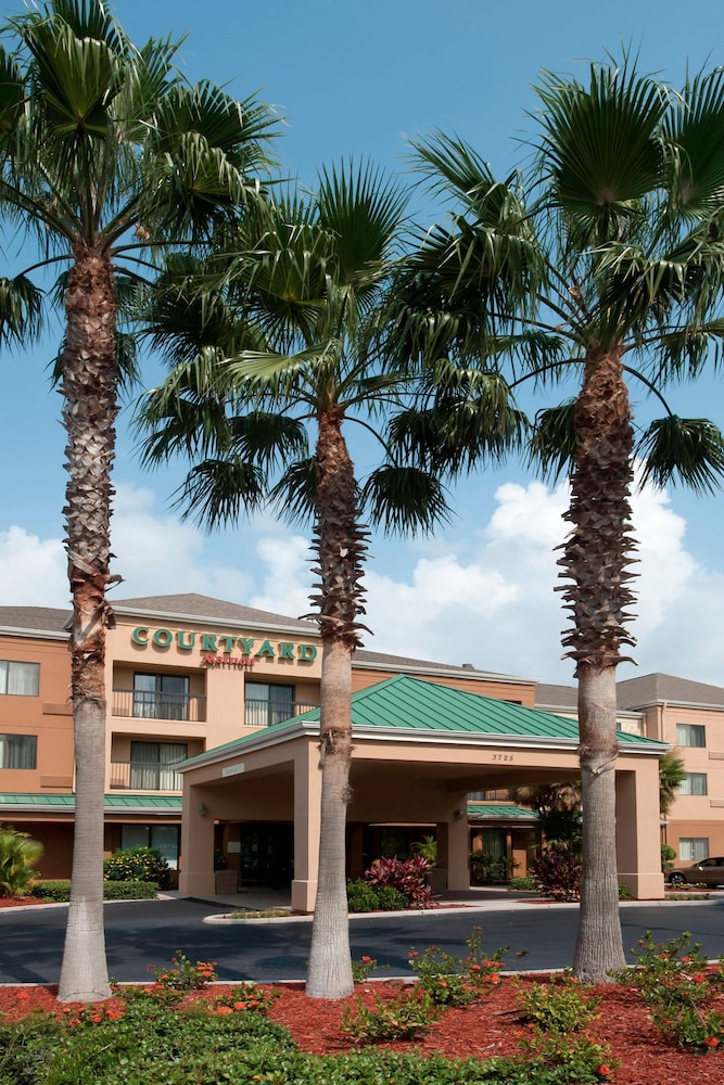 Courtyard By Marriott Lakeland 44/50
