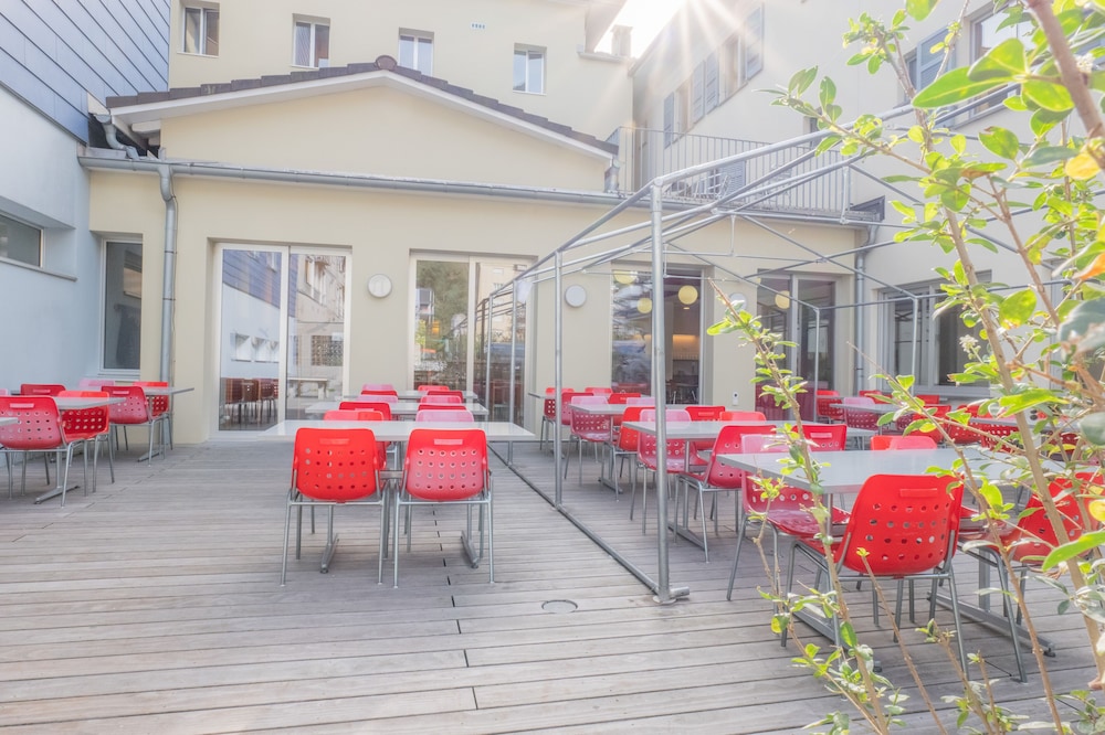 Youth Hostel Locarno 47/50