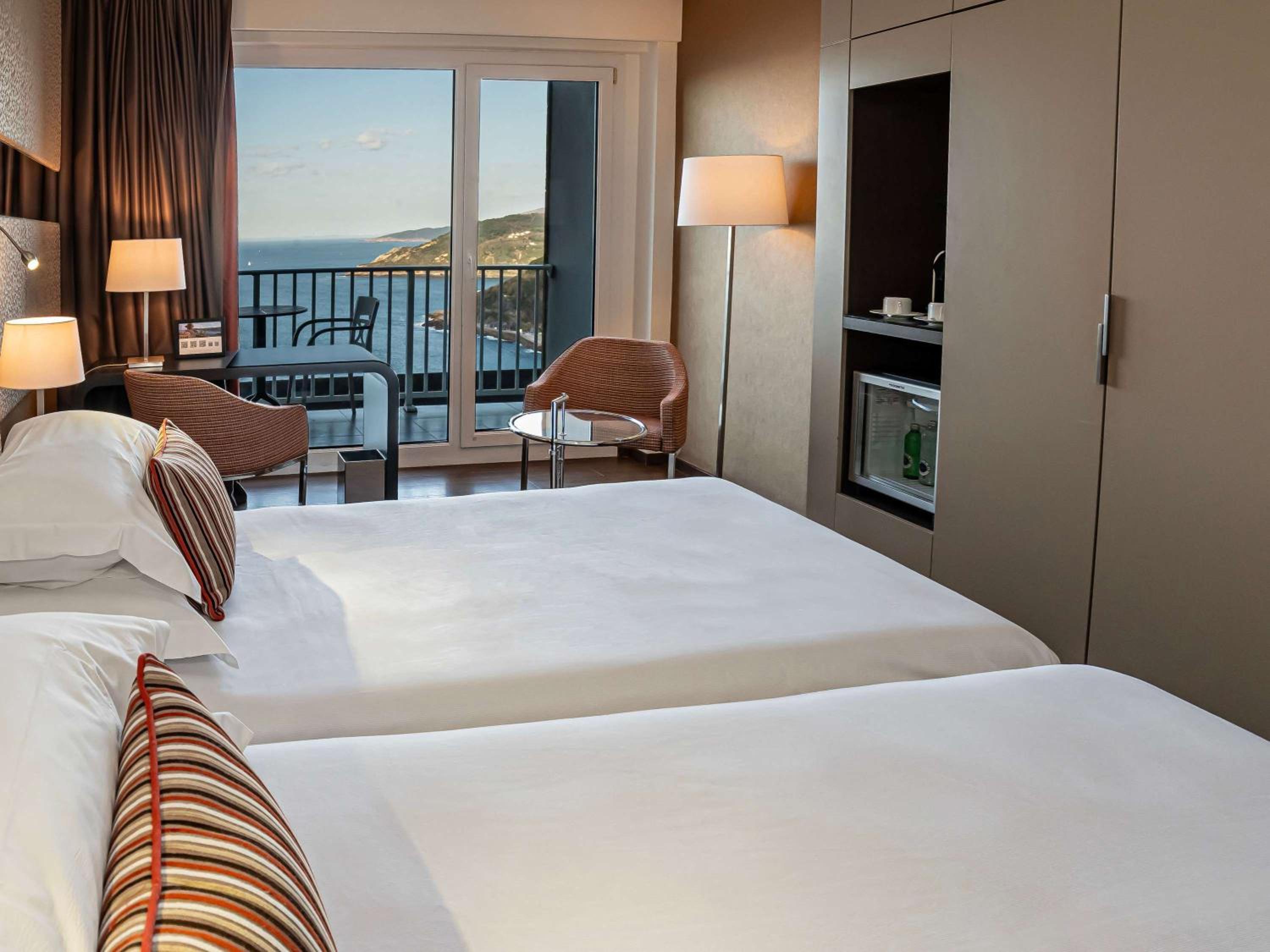 غرفة بريفيليج بسرير مزدوج أو سريرين منفصلين بإطلالة على البحر بشرفة، Mercure San Sebastian Monte Igueldo 7/10