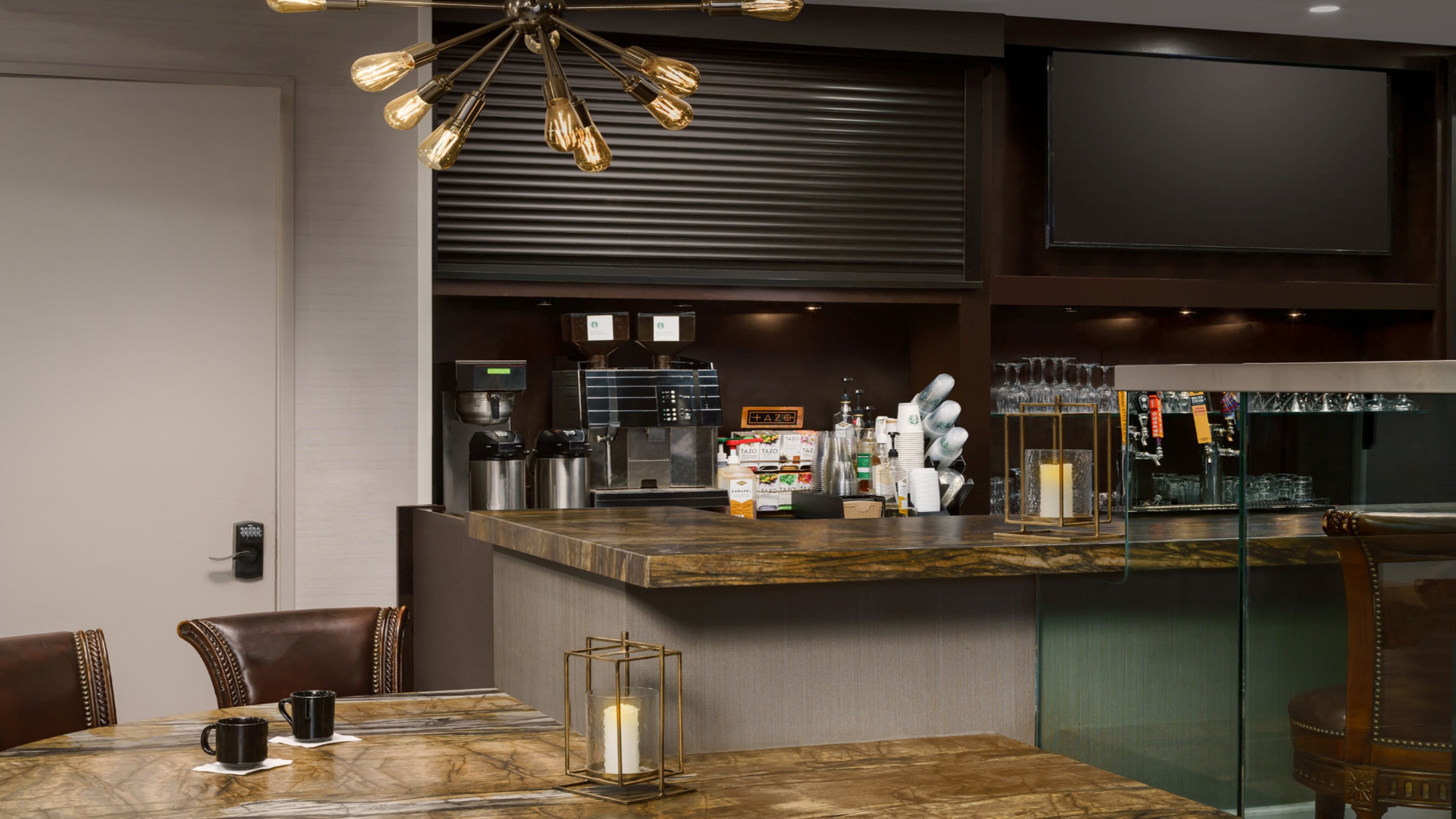 Crowne Plaza Phoenix Airport - Phx 38/76