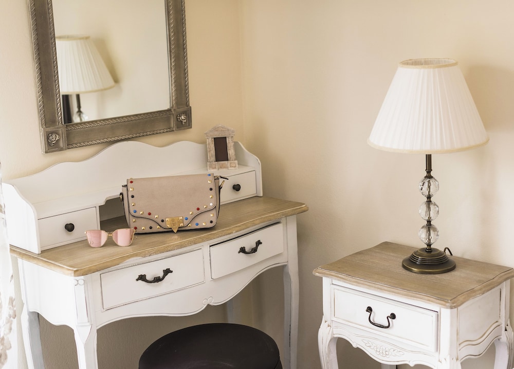 Luxury Retro Villas 24/54