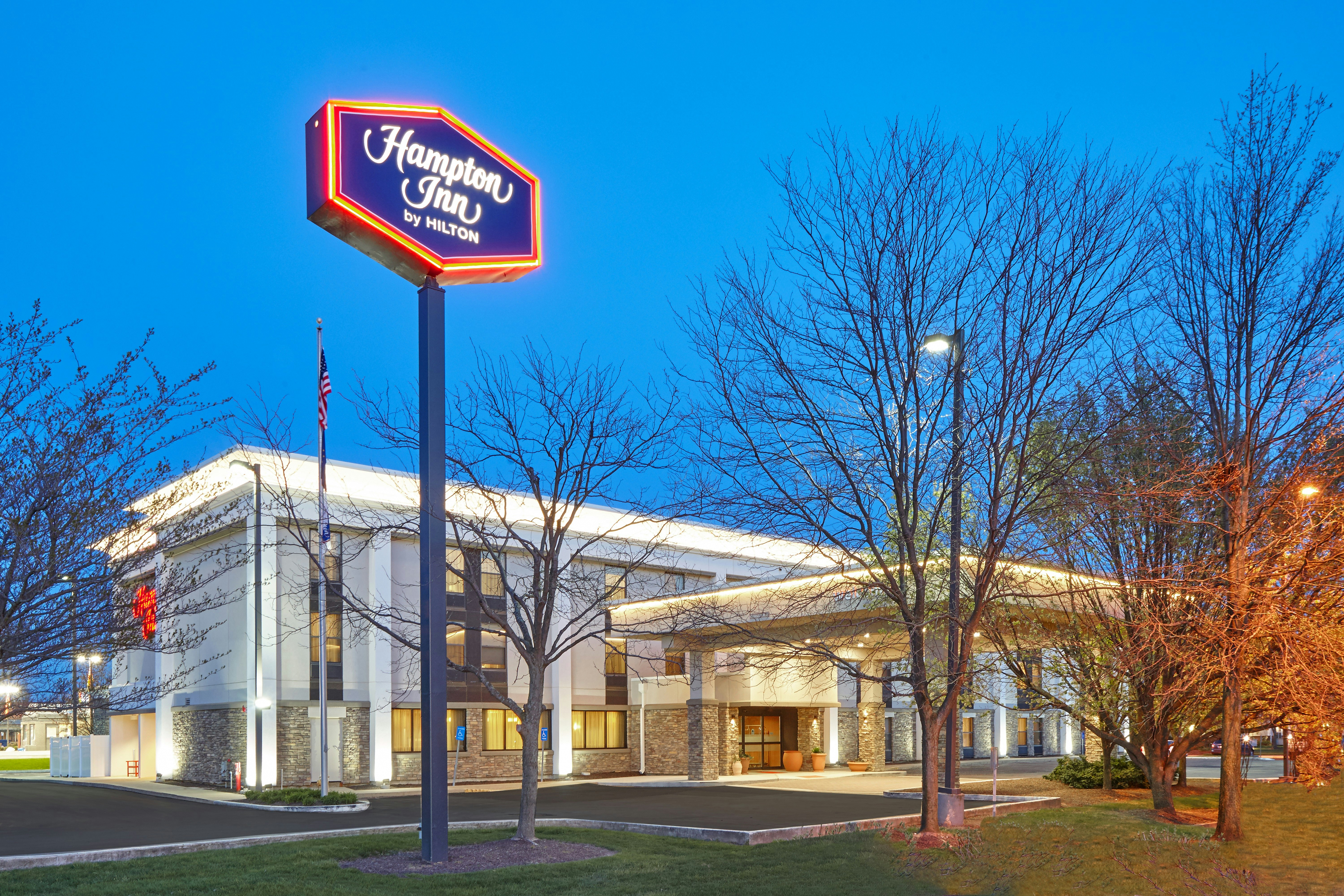 Hampton Inn Lafayette Hotel 2/14