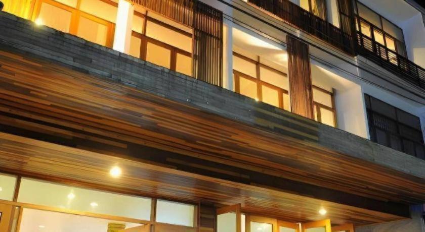 Sukkasem Hotel 8/51