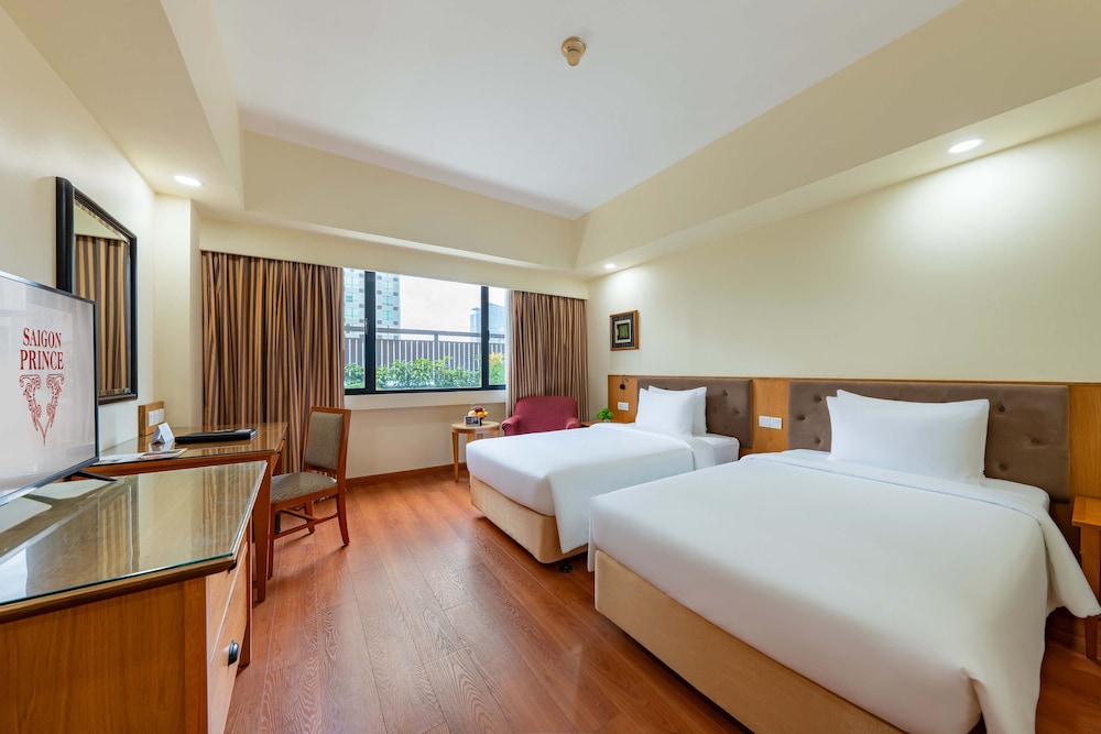 Saigon Prince Hotel 24/71