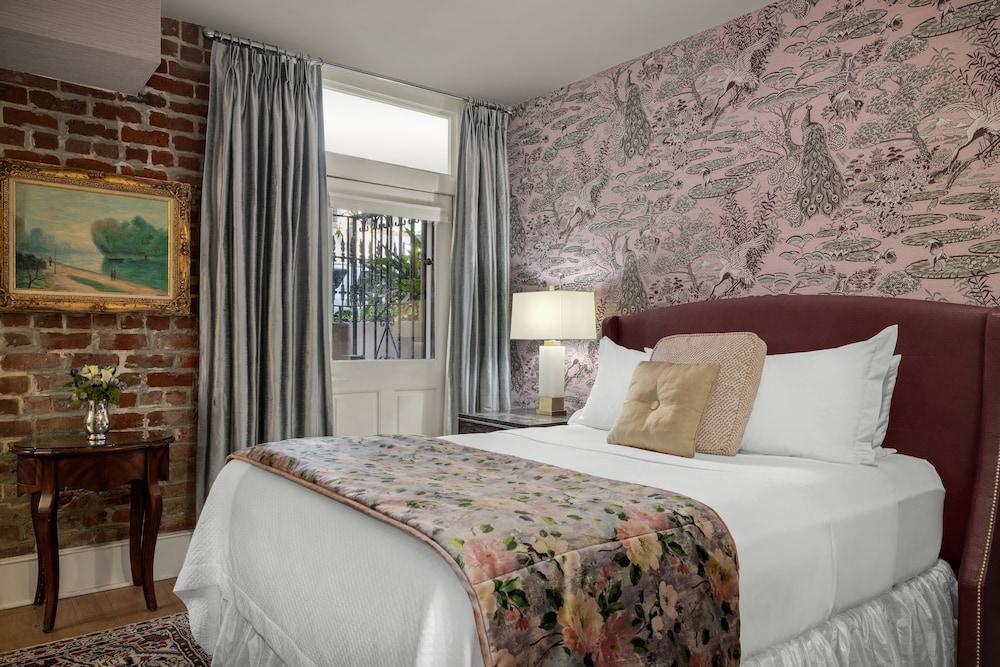Hamilton-Turner Inn 10/50