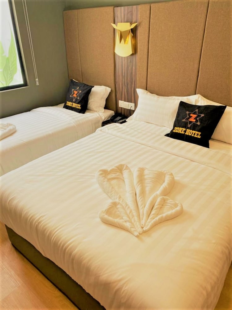 Zone Hotel (Ipoh) 12/40