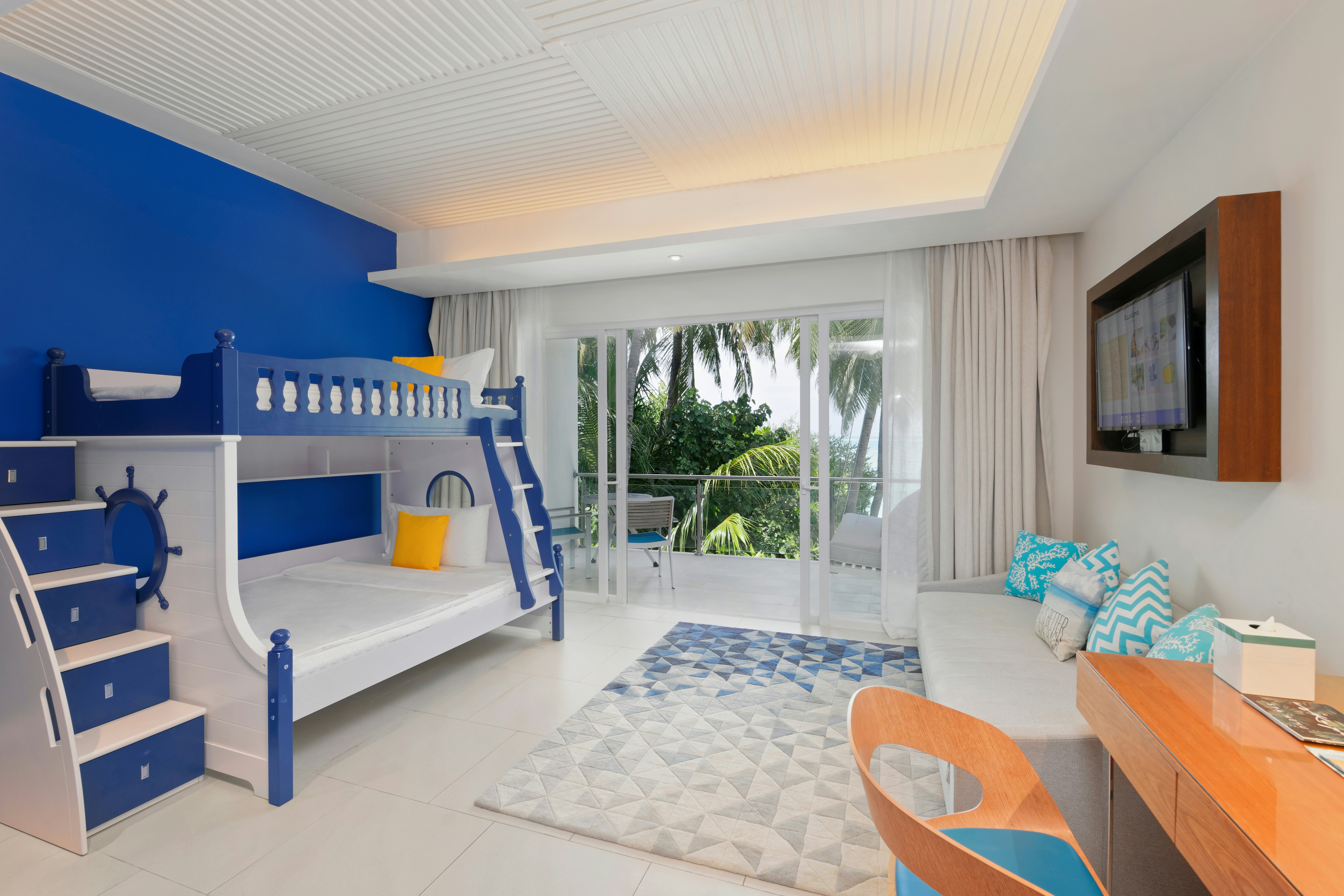 Kandima Maldives 22/129