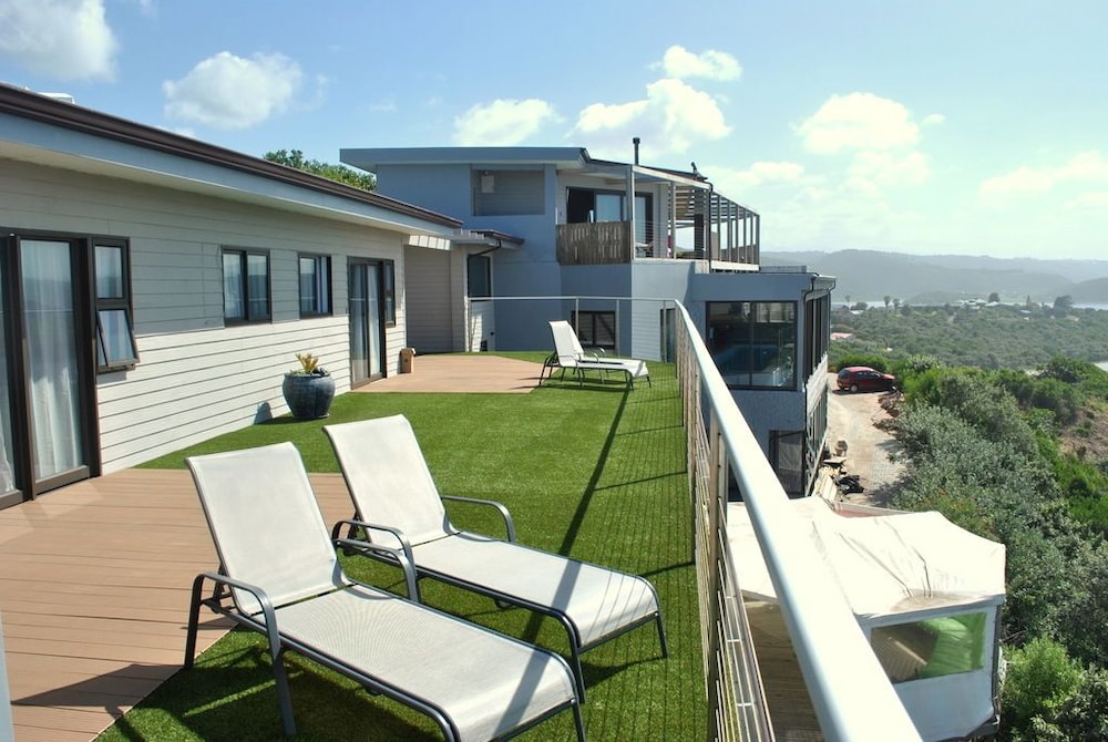 Wilderness Beach Resort 32/37