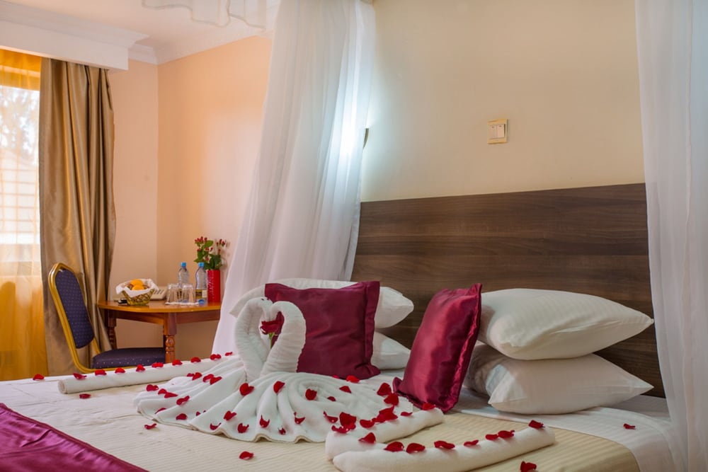Phoenicia Hotel 15/50