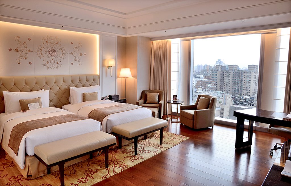 THE OKURA PRESTIGE TAIPEI 14/82