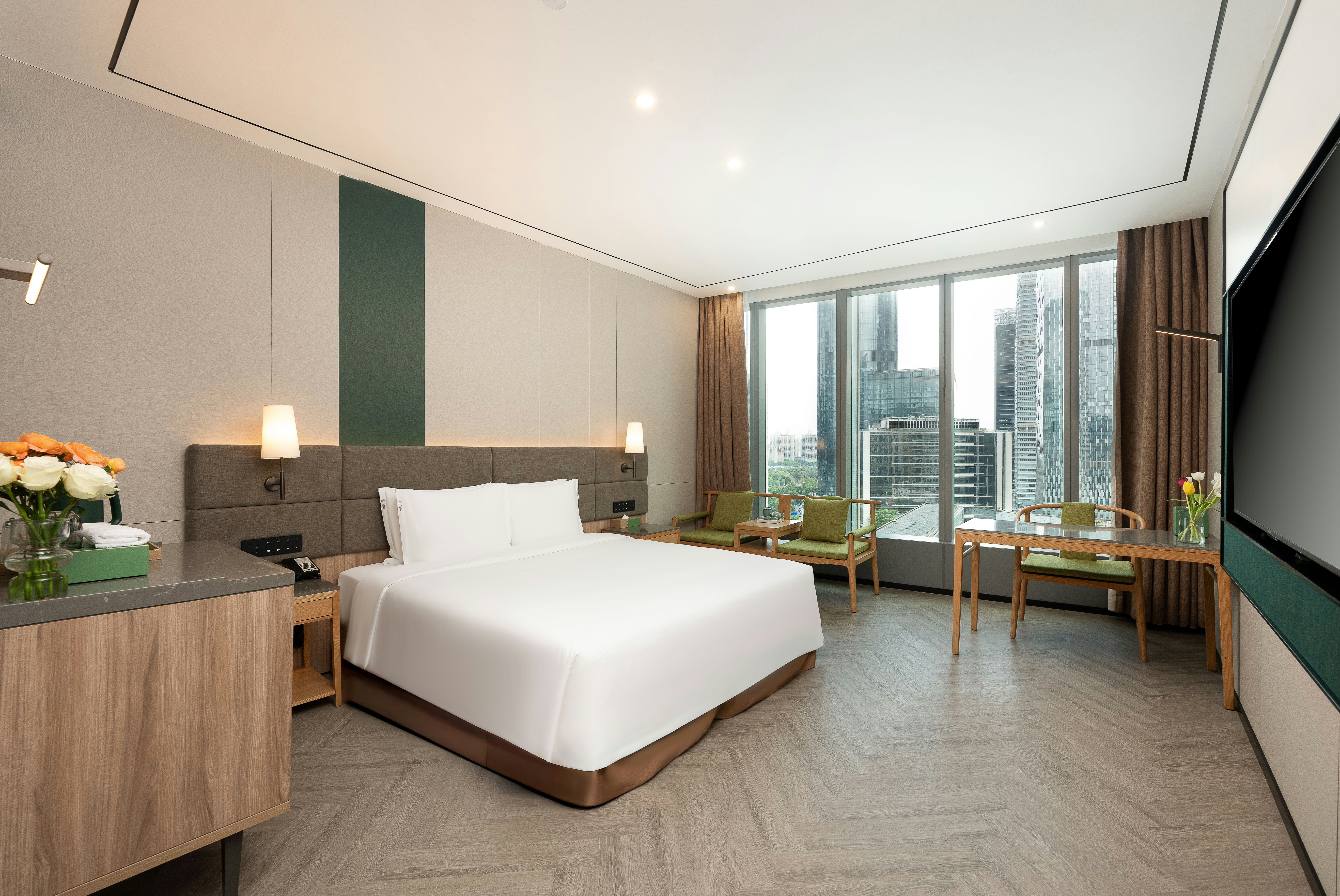 Premium, King Bed, Tower View، Holiday Inn Guangzhou Zhujiang New Town By Ihg 4/8