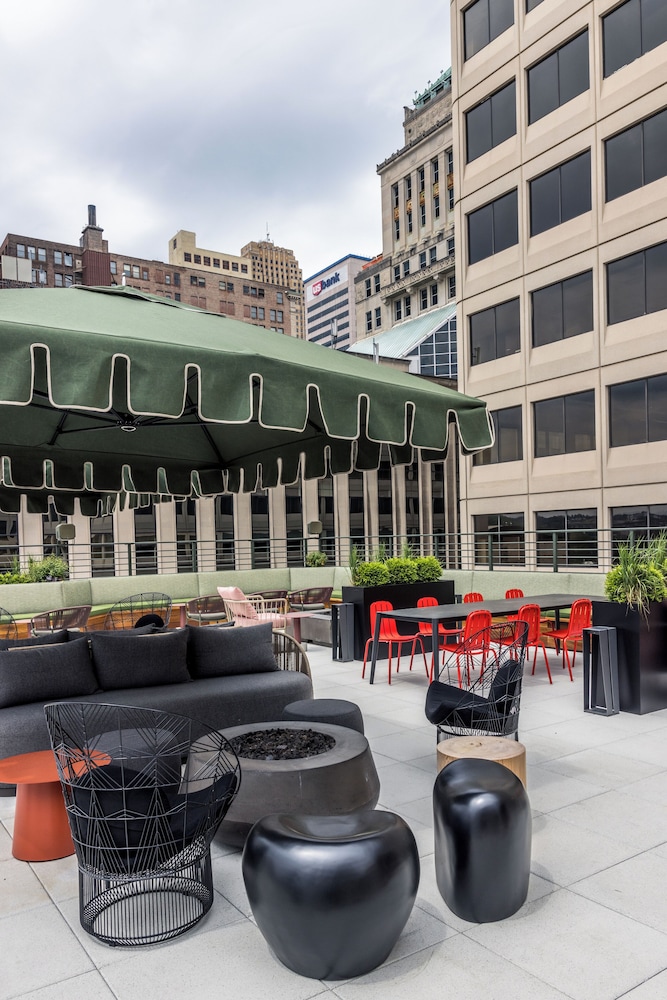 Moxy Cincinnati Downtown 44/50