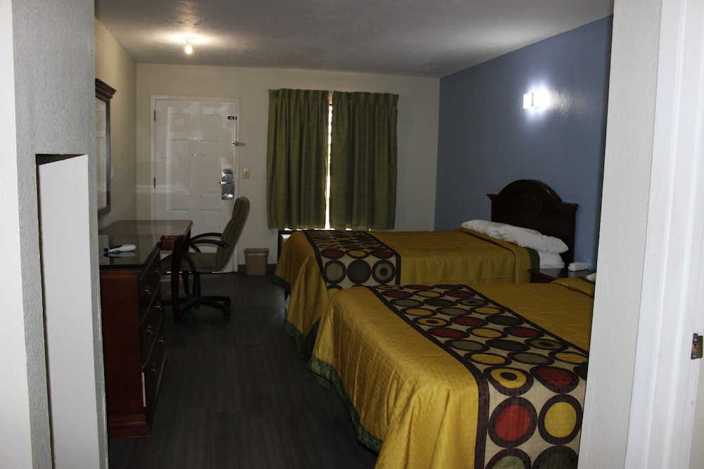 Relax Inn Canton 12/16