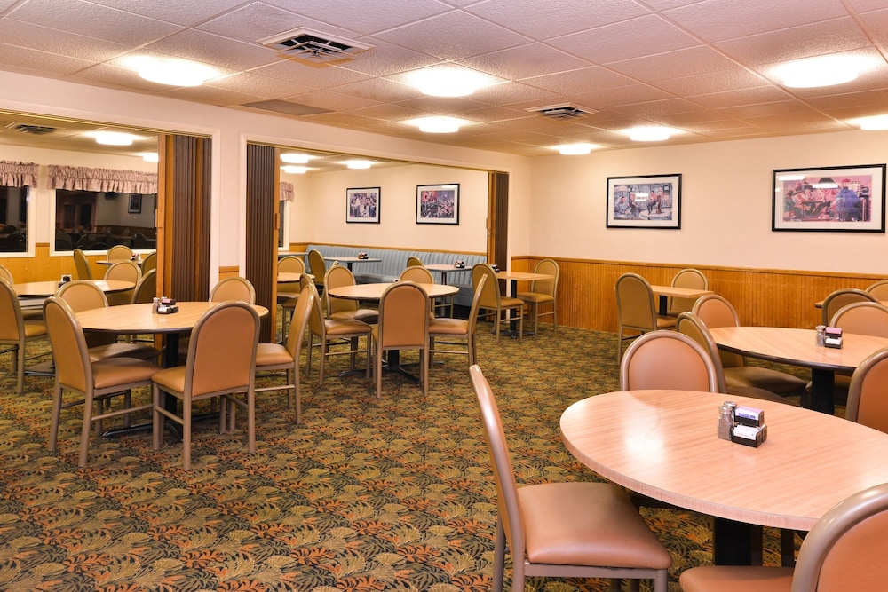 Best Western Movie Manor 14/21