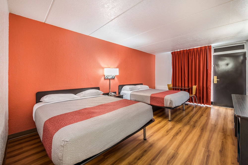 Motel6 Henderson, TX 20/44