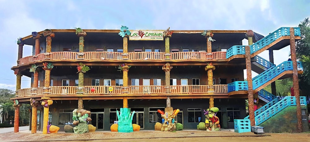 Hotel Los Corales 2/38