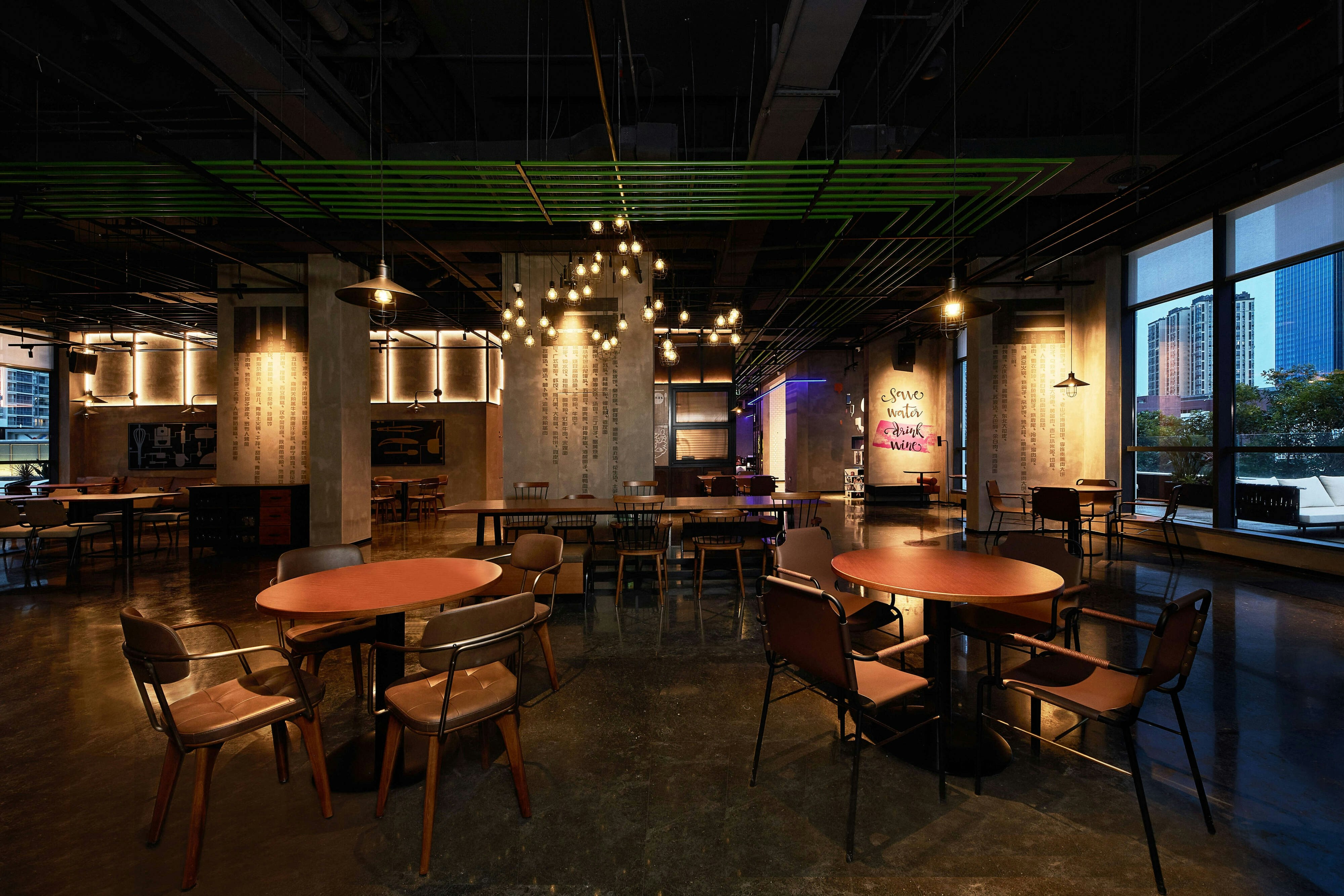 Moxy Shenzhen North Station 9/10