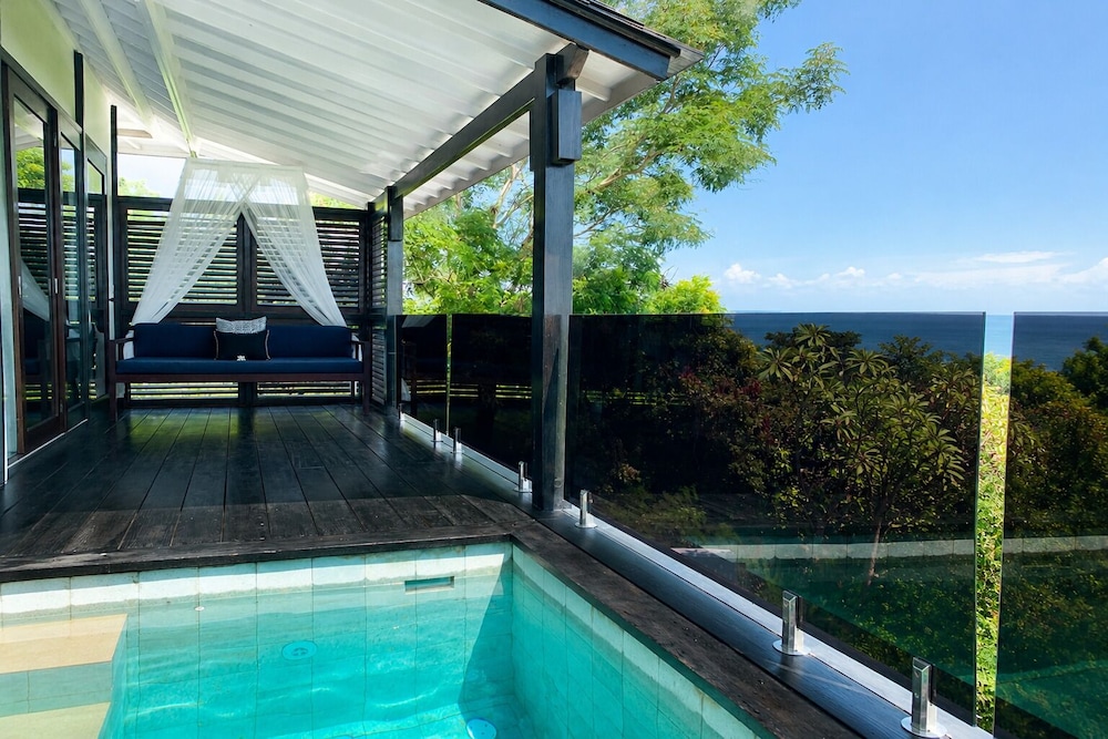 Batu Karang Lembongan Resort and Spa 47/85