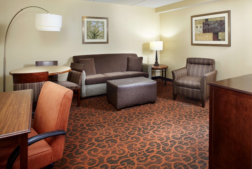 Hampton Inn Cleveland Downtown 25/44