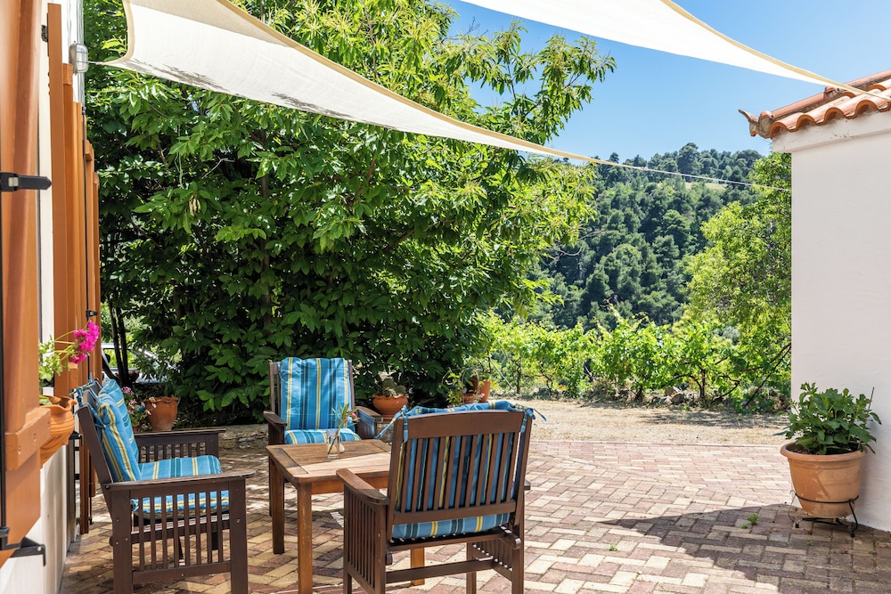 Skopelos Country Villas 37/48