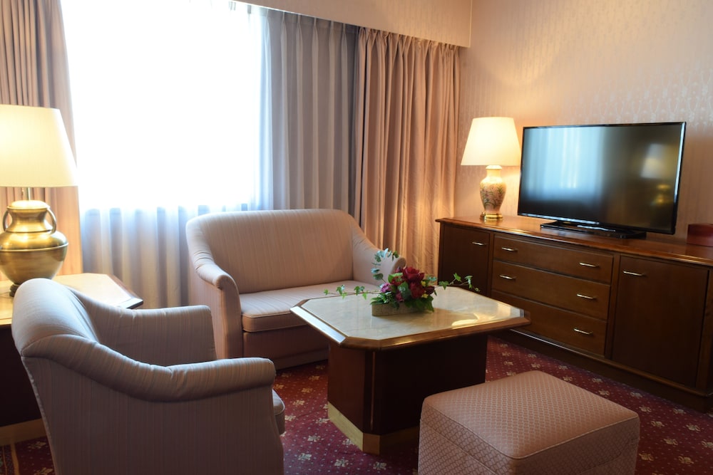 TAKAMATSU KOKUSAI HOTEL 41/65