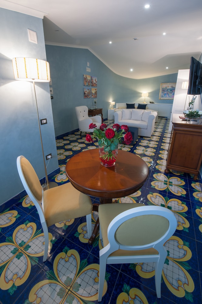 L'Araba Fenice Hotel & Resort 36/64
