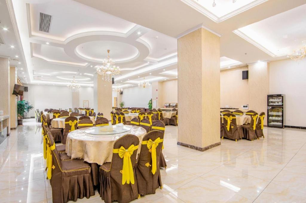 Vienna Hotel (Guilin Xing'an) 47/54