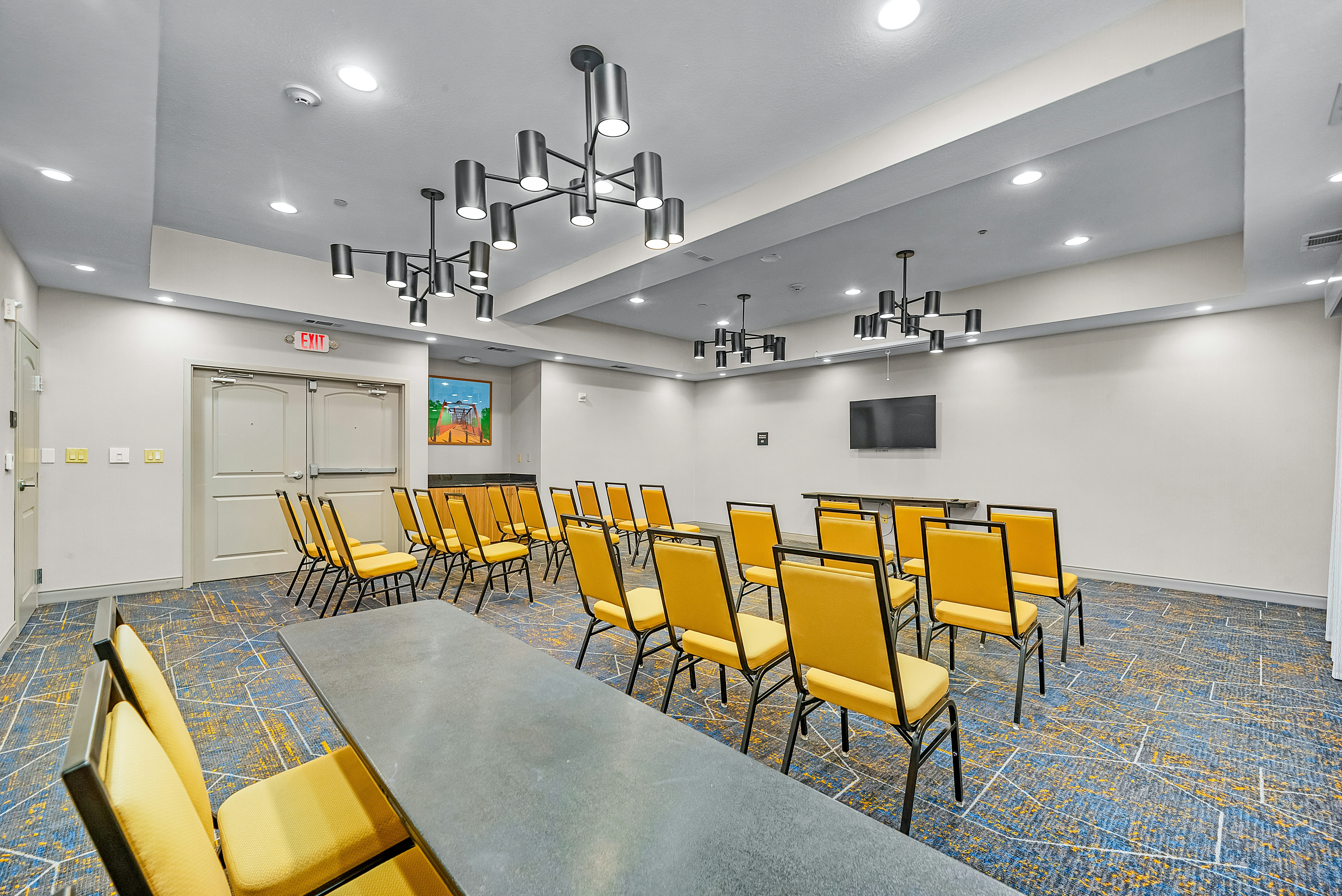 Hampton Inn & Suites New Braunfels 54/66