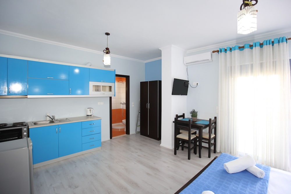 Hotel Keos 8/68