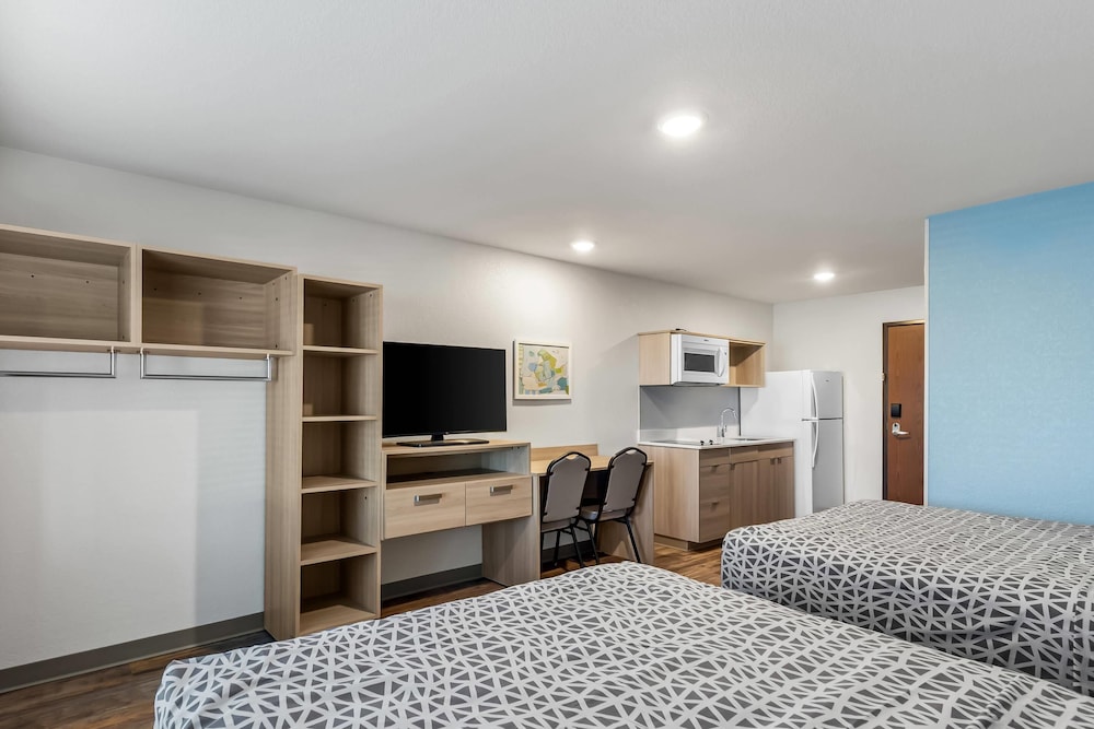 WoodSpring Suites St Peters-OFallon 16/38