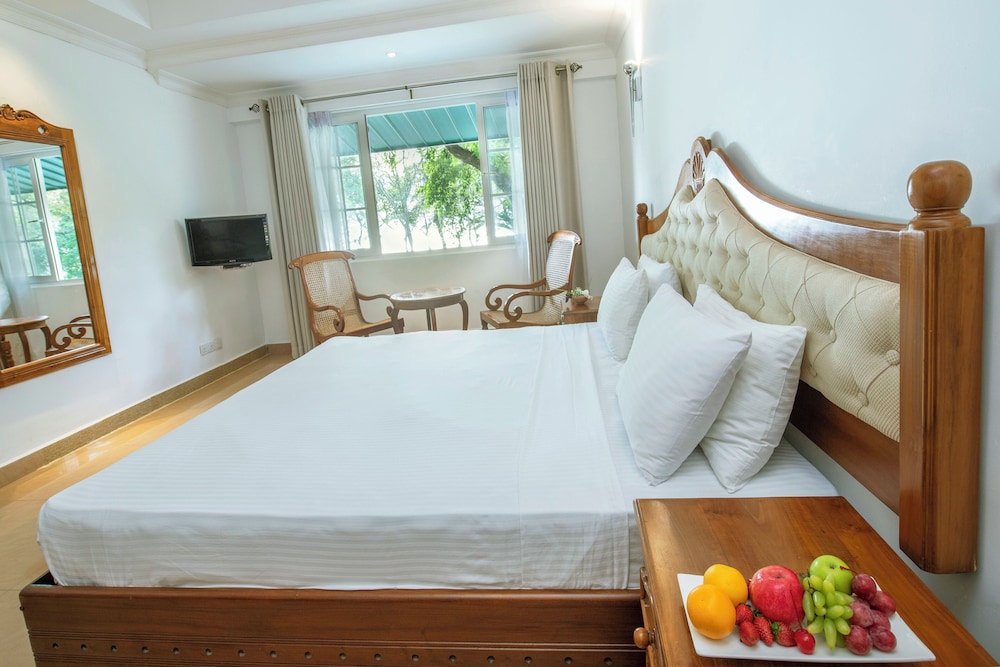 Hotel Sudu Araliya 15/69