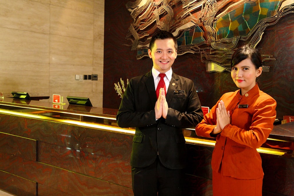 Cambridge Hotel Medan (ex Grand Swiss Belhotel Medan) 46/71