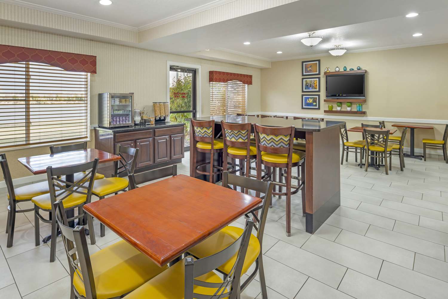 Best Western Celina 14/18