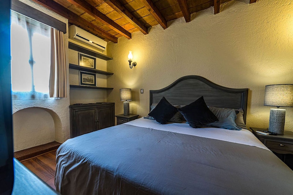 Meson de La Merced Hotel And Suites 6/38