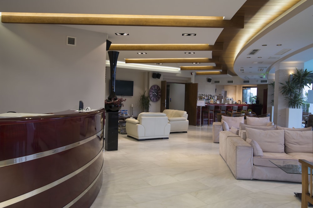 Cosmopolitan Hotel And Spa 8/50