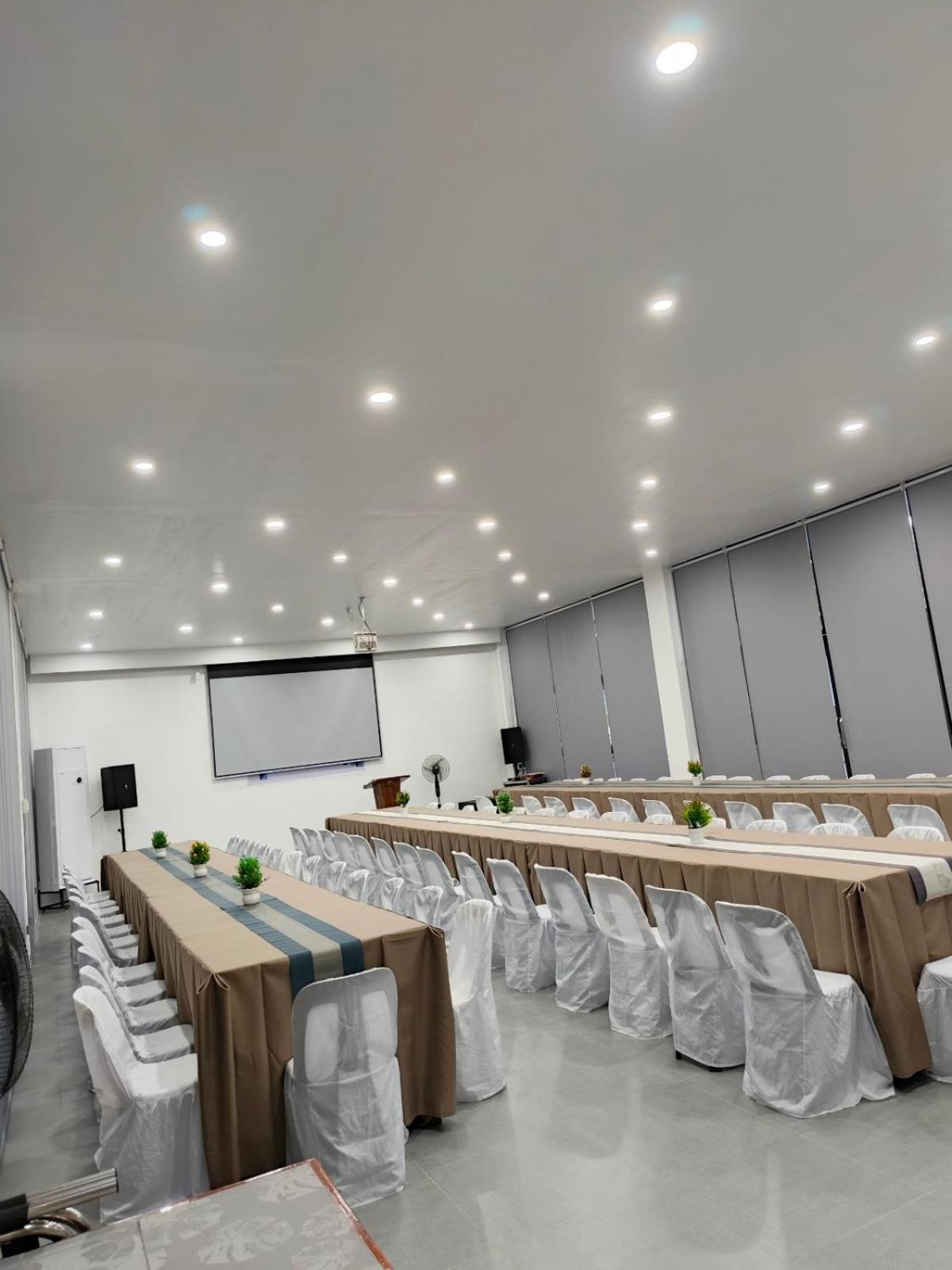 Ocean Star Hotel Coron 41/50