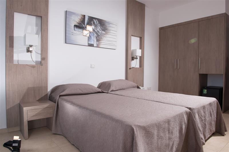 New Famagusta Hotel and Suites 11/50