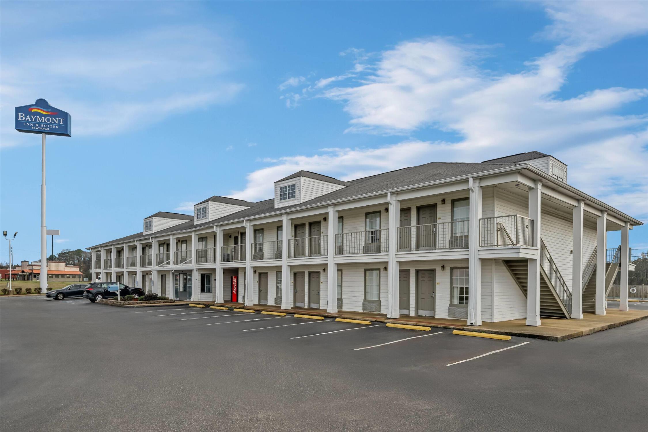 Baymont by Wyndham Tuscaloosa 30/36