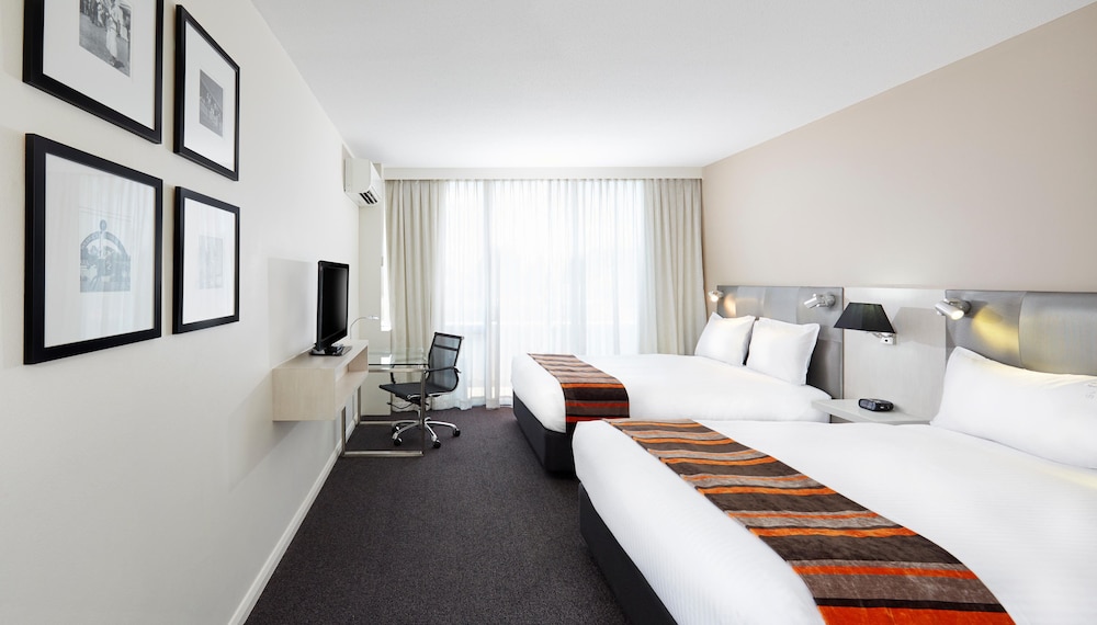 Holiday Inn Warwick Farm 14/69