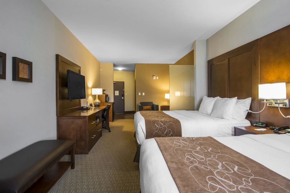 Comfort Suites Saskatoon 7/43