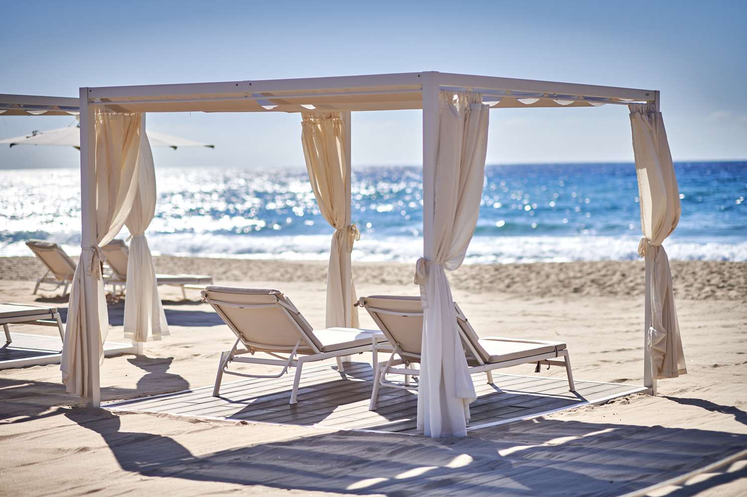 Baia di Chia Resort Sardinia, Curio Collection by Hilton 28/29
